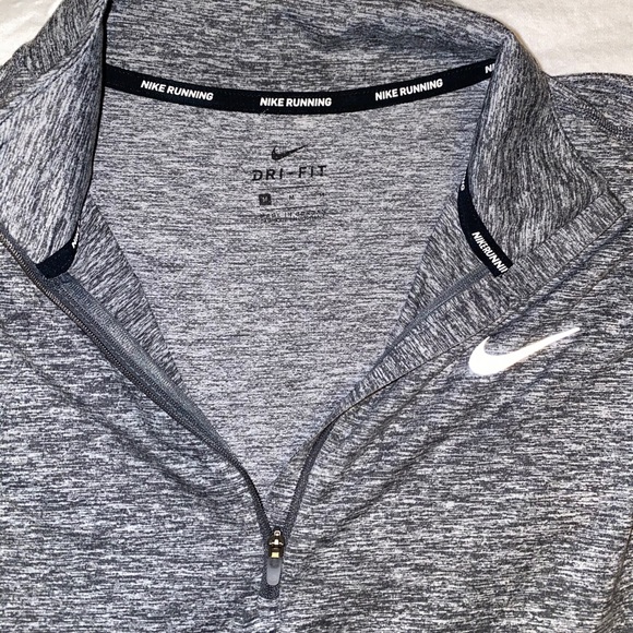 NIKE dry fit workout top - Picture 1 of 3